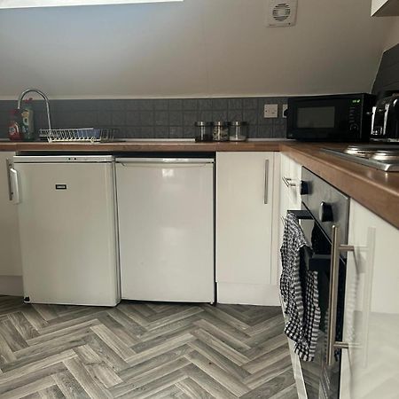 קארדיף The Elms - Close To City Centre מראה חיצוני תמונה